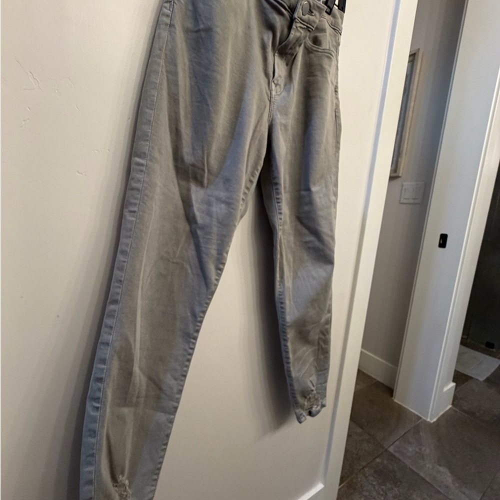 J brand green-gray jeans size 31 (new w/o tags)